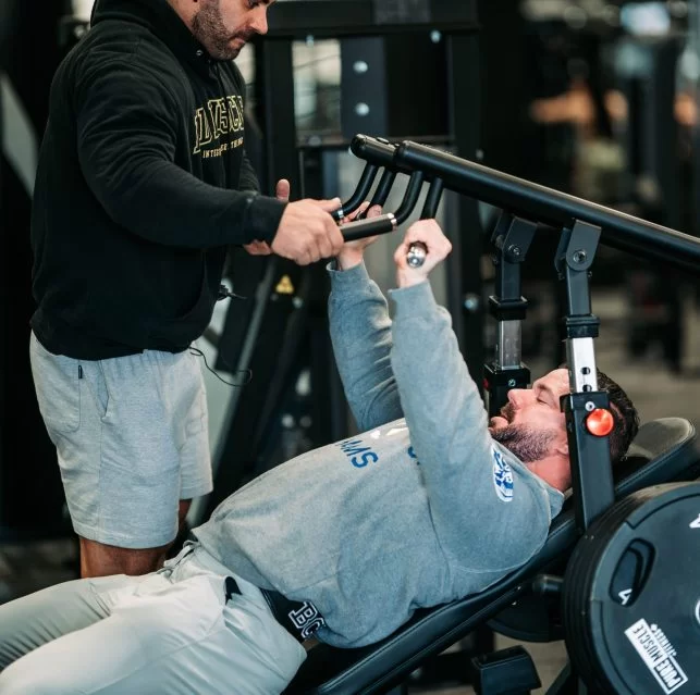 Atlantis Incline Converging Bench Press